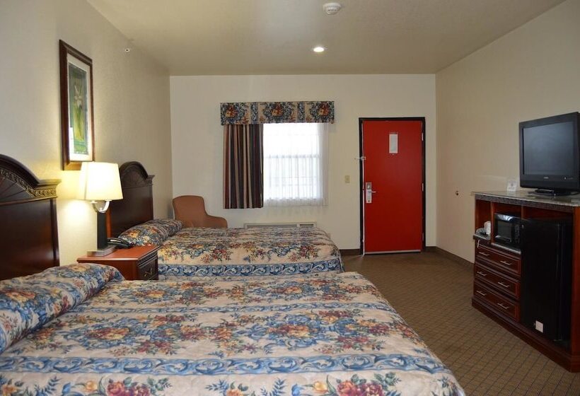 Отель Hiway Inn Express Kiowa