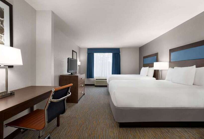 فندق Wingate By Wyndham Southport