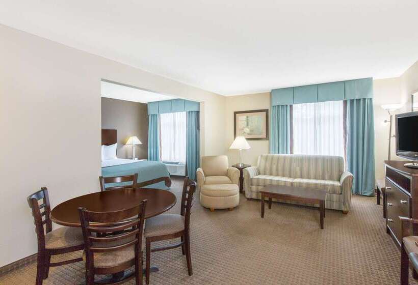 فندق Wingate By Wyndham Southport