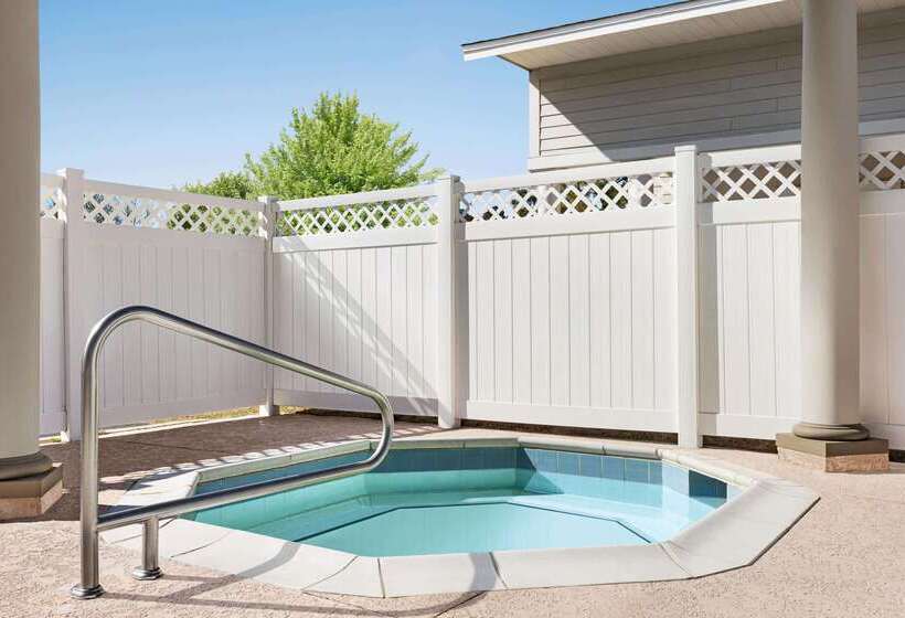 فندق Wingate By Wyndham Southport