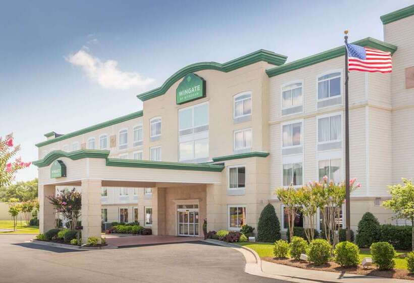 فندق Wingate By Wyndham Southport