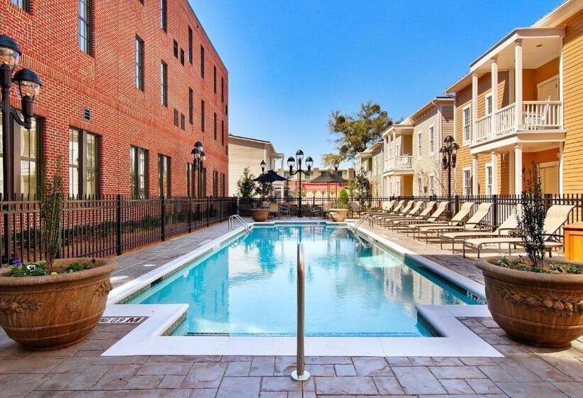 Residence Inn Savannah Downtown Historic District