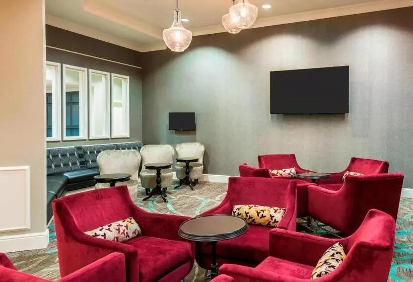 Residence Inn Savannah Downtown Historic District