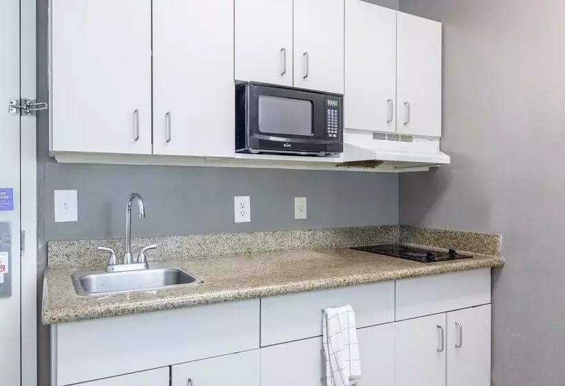 Studio 6lafayette, La Broussard