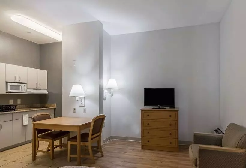 Studio 6lafayette, La Broussard