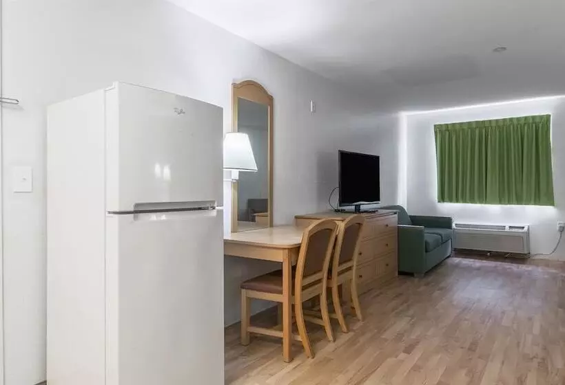 Studio 6lafayette, La Broussard