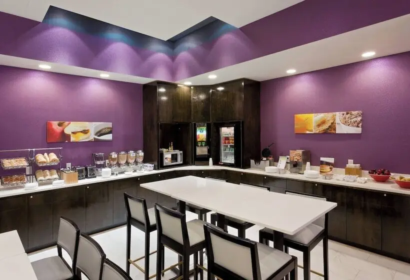 Fairfield Inn & Suites New York Queens/queensboro Bridge