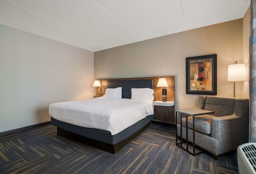 Hampton Inn & Suites Plattsburgh