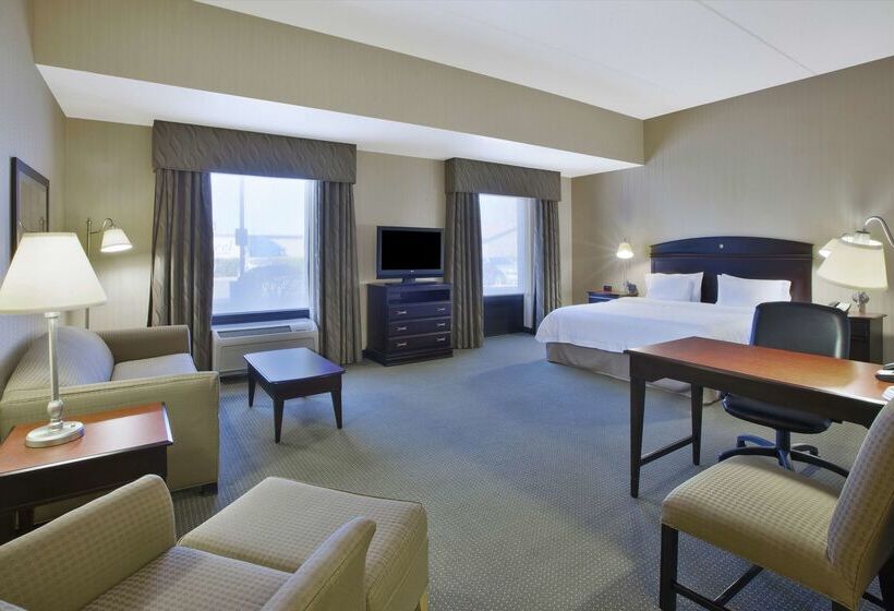 Hampton Inn & Suites Plattsburgh