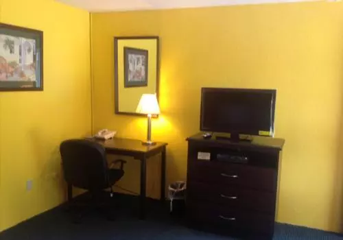 Holly Motel Southampton