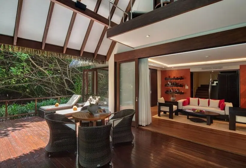 هتل Adaaran Select Meedhupparu