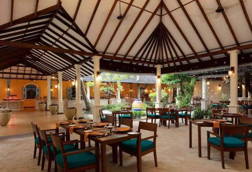 هتل Adaaran Select Meedhupparu