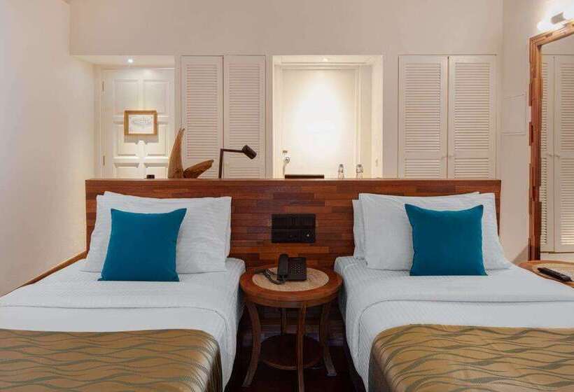 هتل Adaaran Select Meedhupparu