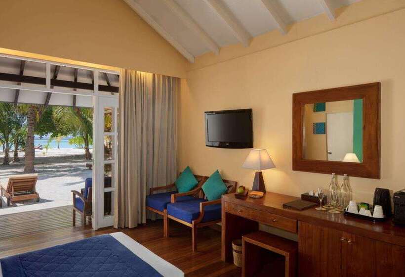 هتل Adaaran Select Meedhupparu