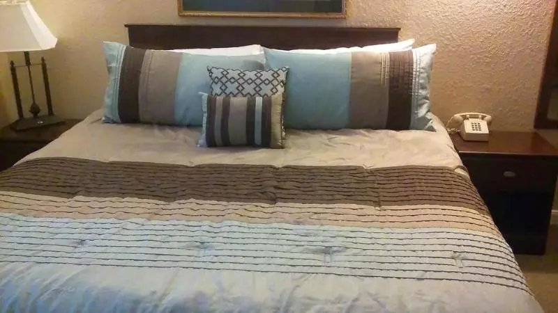 Athens Hotel & Suites