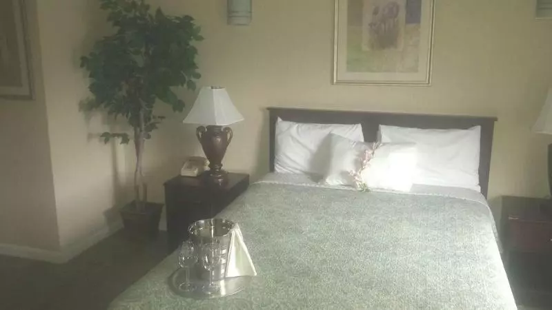 Athens Hotel & Suites