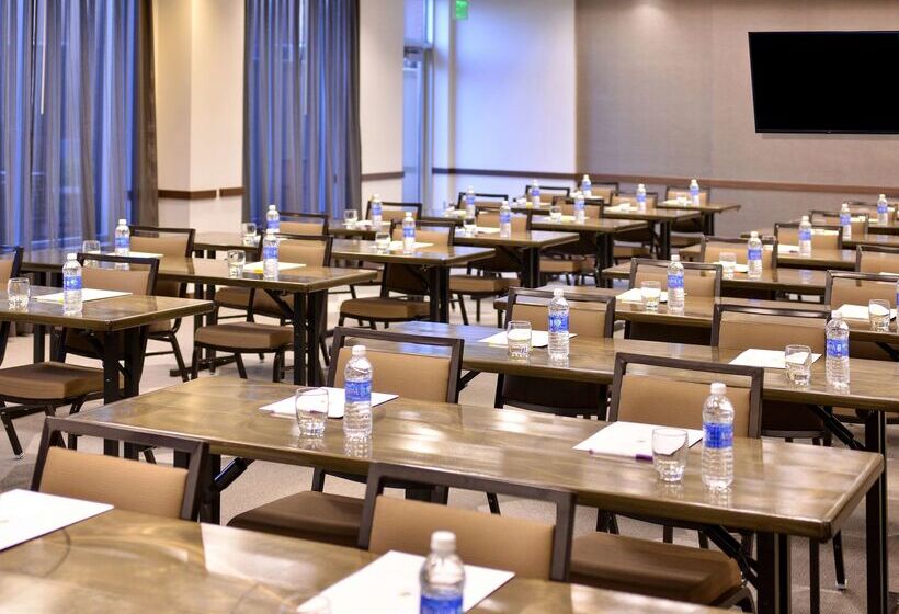 ホテル Hyatt Place Garden City