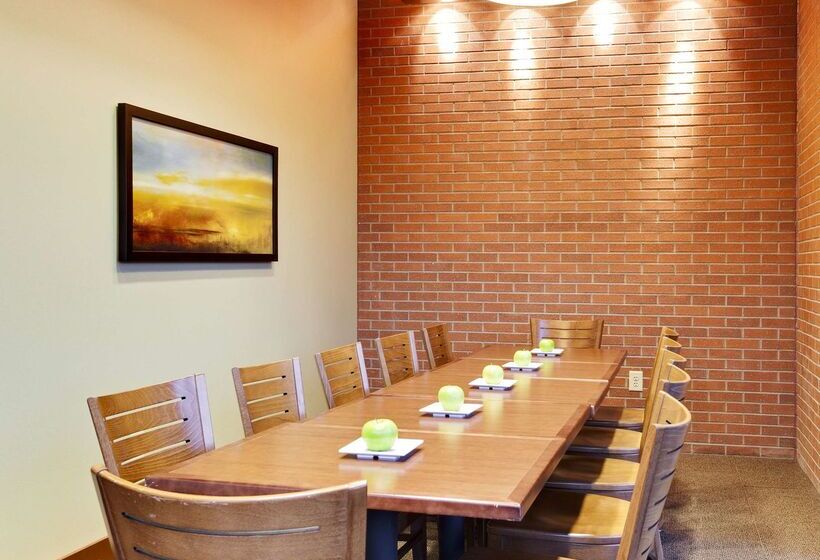 ホテル Hyatt Place Garden City