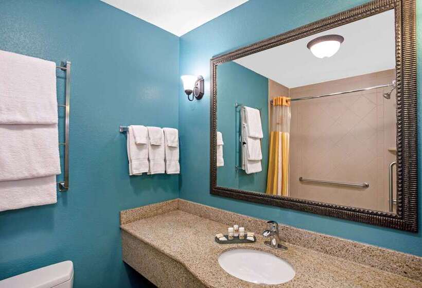 酒店 La Quinta By Wyndham Pcb Pier Park Area