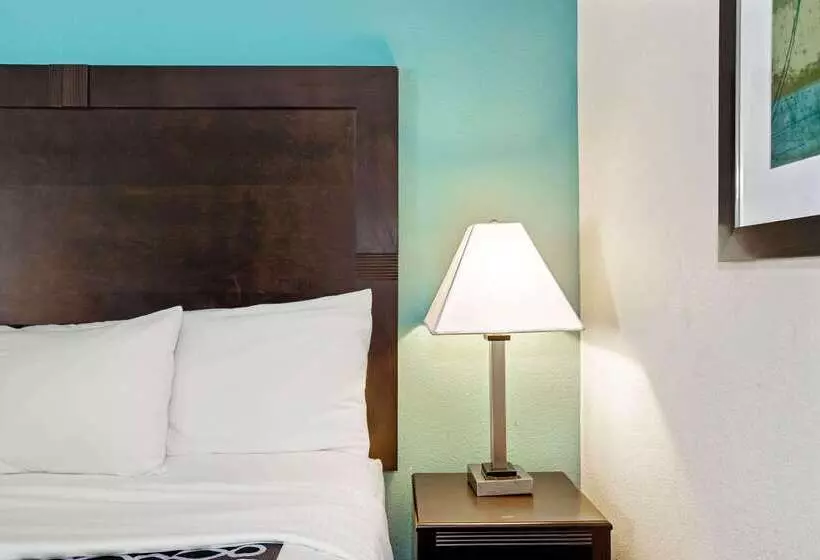 酒店 La Quinta By Wyndham Pcb Pier Park Area