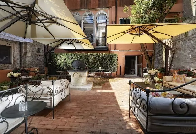 هتل Palazzetto Madonna