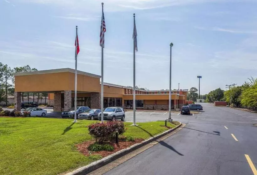 فندق Quality Inn & Suites Chattanooga East Ridge