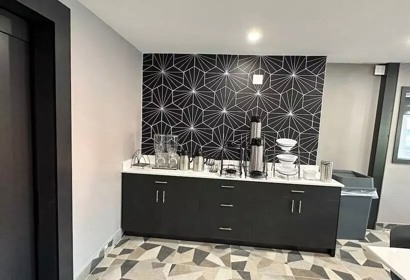 فندق Quality Inn & Suites Chattanooga East Ridge