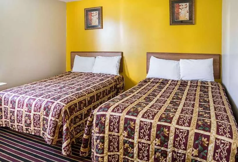 فندق Rodeway Inn & Suites