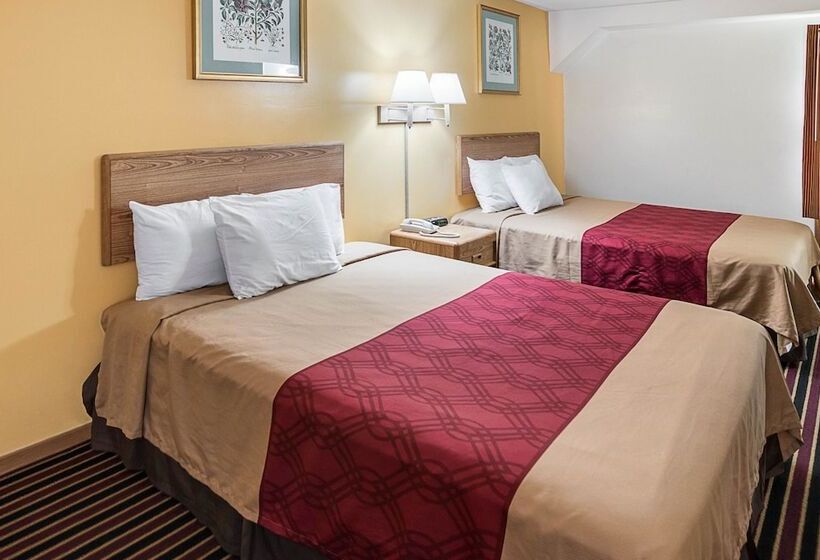 فندق Rodeway Inn & Suites