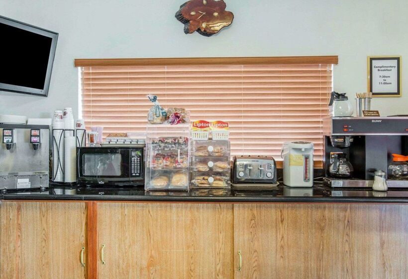 Отель Rodeway Inn