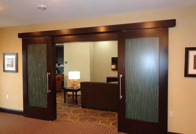 ホテル Staybridge Suites Longview, An Ihg