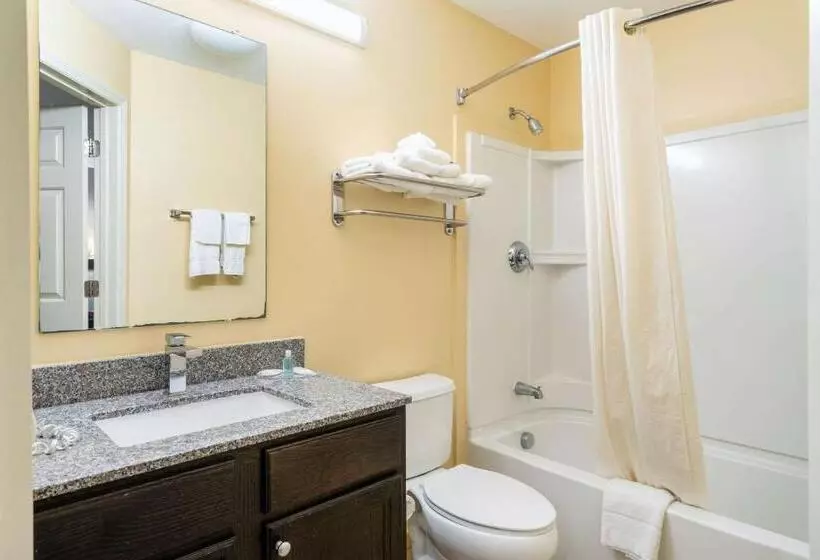 호텔 Suburban Studios Near Camp Lejeune