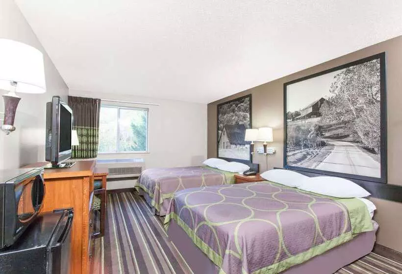 ホテル Super 8 By Wyndham Richlands/claypool Hill Area