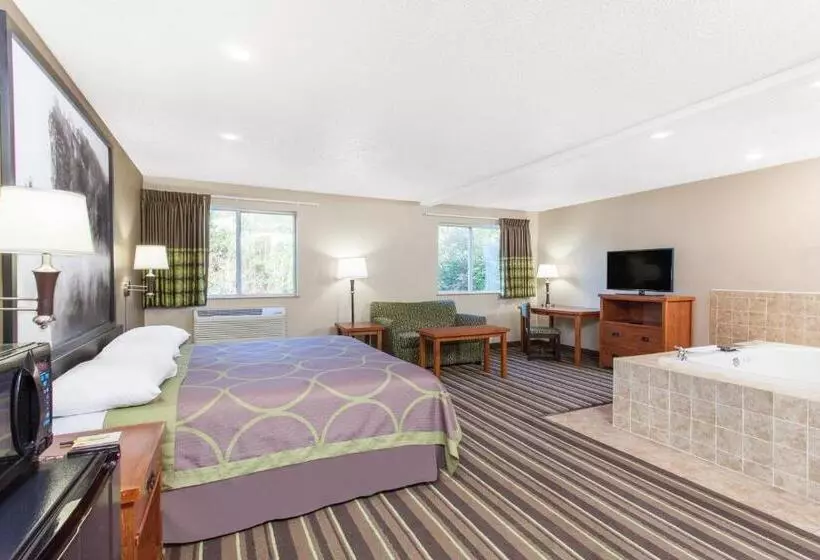 ホテル Super 8 By Wyndham Richlands/claypool Hill Area