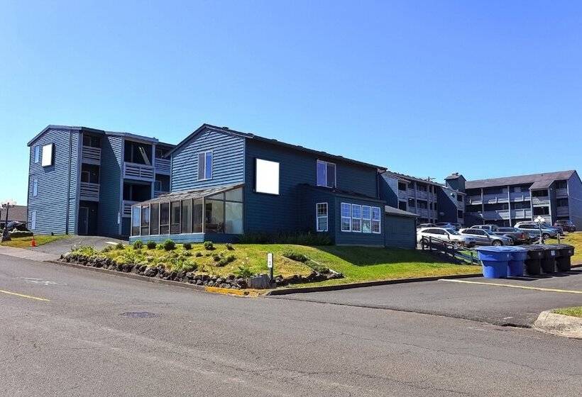 Oyo Waves Hotel Newport Or Nye Beach