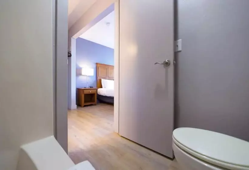 Oyo Waves Hotel Newport Or Nye Beach