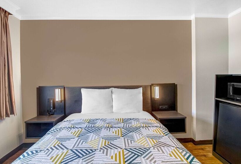 Motel 6front Royal, Va