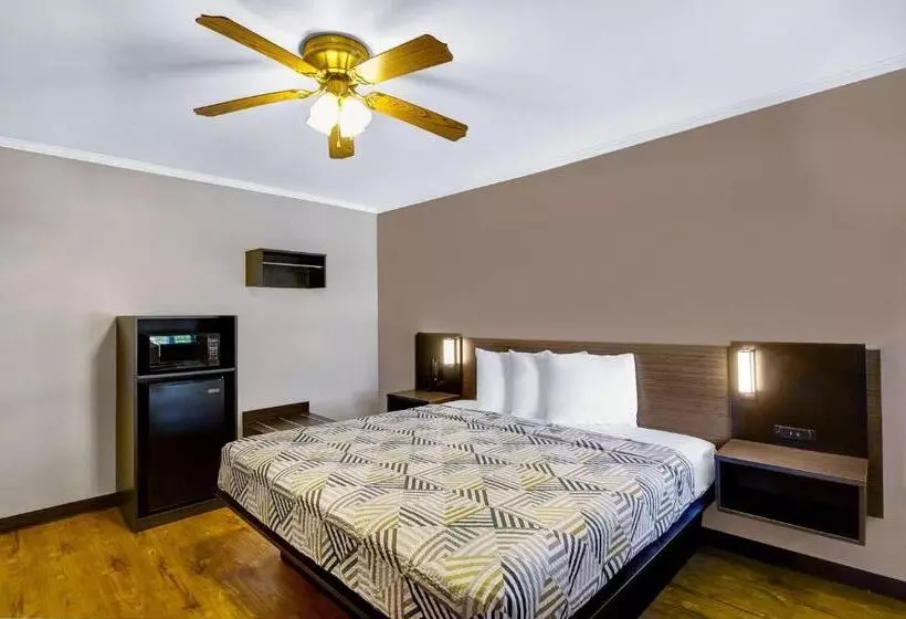 Motel 6front Royal, Va