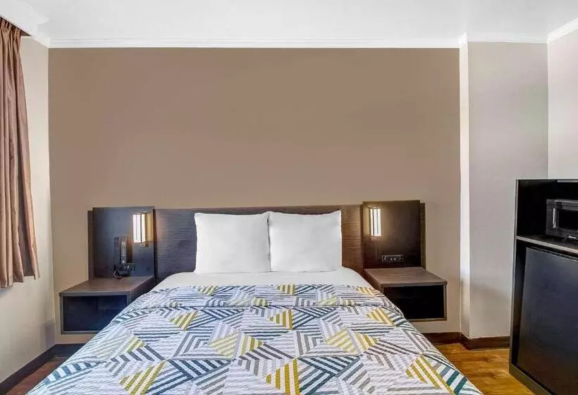 Motel 6front Royal, Va