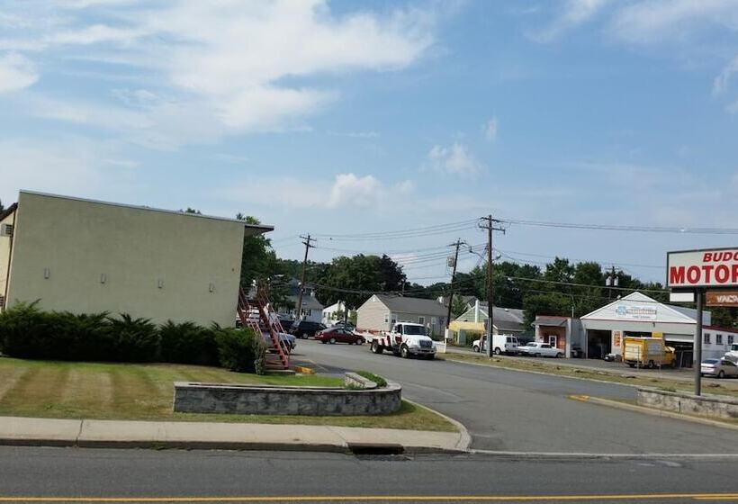 מוטל Budget Motor Inn Stony Point