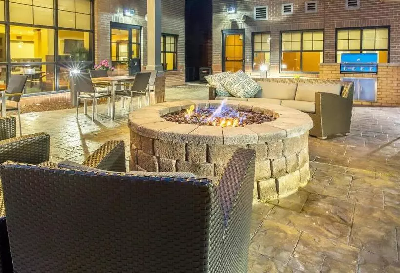 Residence Inn Lexington Keeneland/airport