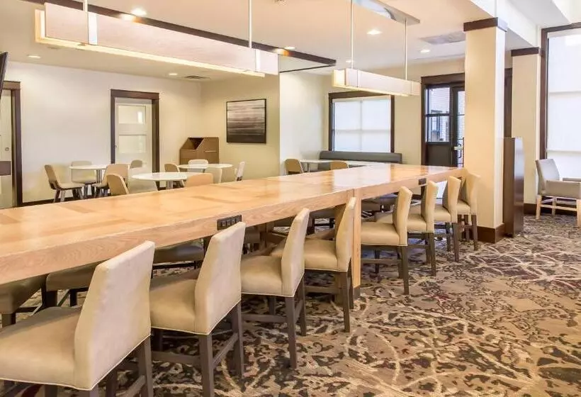 Residence Inn Lexington Keeneland/airport