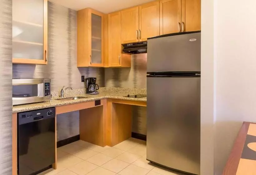 Residence Inn Lexington Keeneland/airport