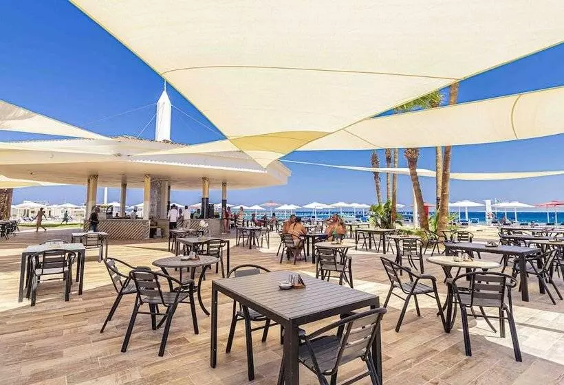 Amarina Abu Soma Resort & Aquapark