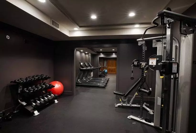 Ambassador Hotel Kansas City, Autograph Collection