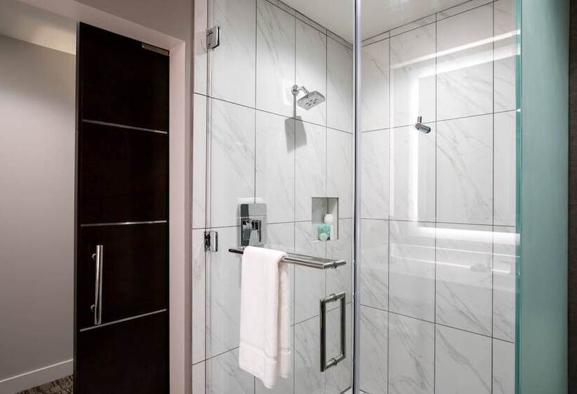 Ambassador Hotel Kansas City, Autograph Collection