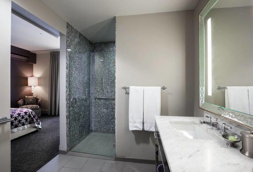 Ambassador Hotel Kansas City, Autograph Collection