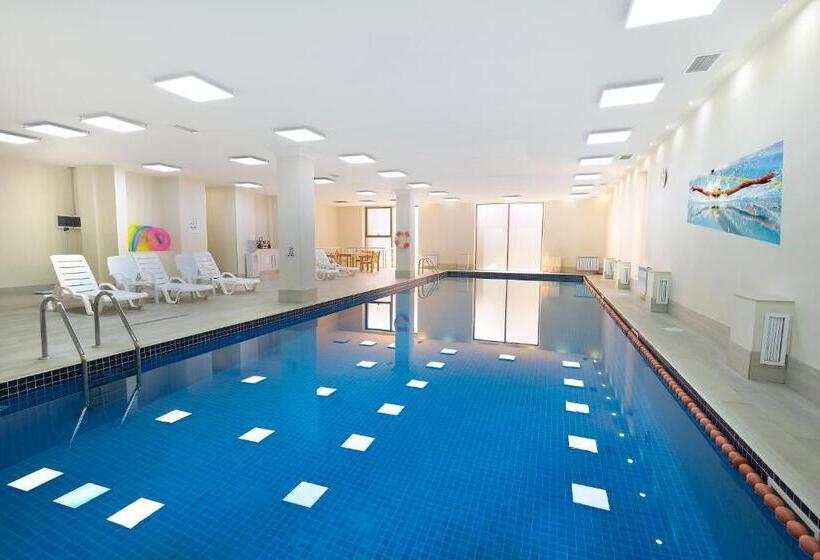 Hotelli Ani Central Inn