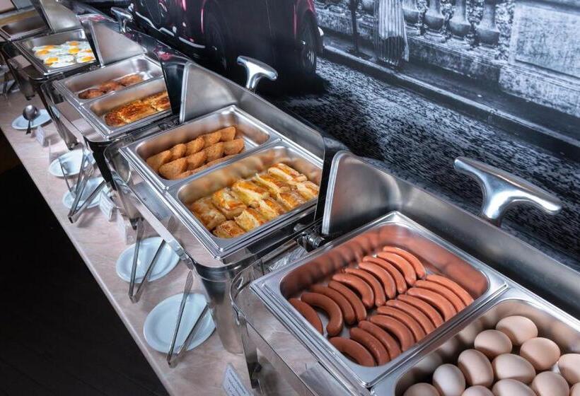 Hotelli Ani Central Inn