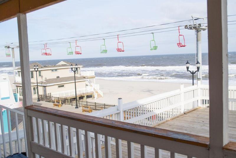 Boardwalk Hotel Charlee & Apartments Beach Hotel Oceanfront